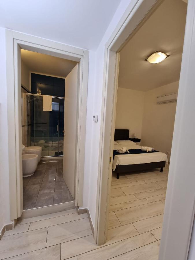 Apartments Amica Taranto Esterno foto